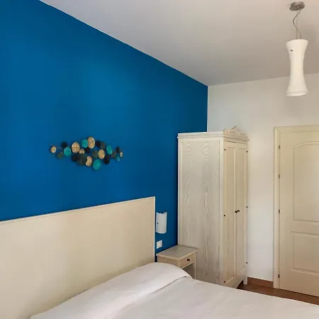 Ancora Bed & Breakfast 4*